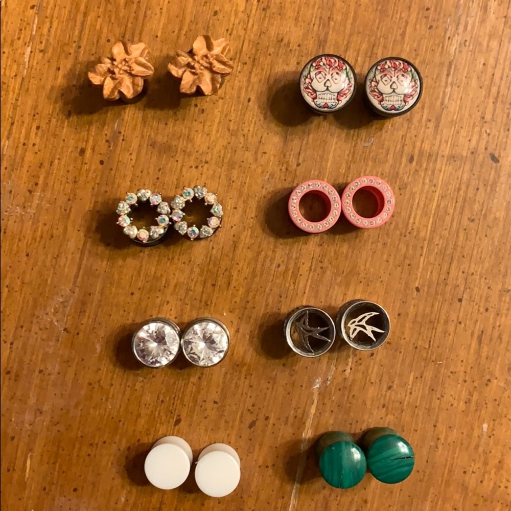 Ear gauges 00 lot of 8